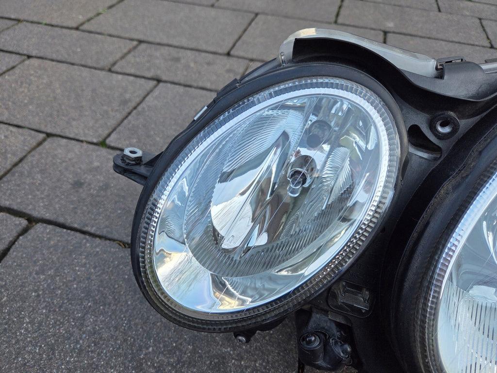Frontscheinwerfer Mercedes-Benz W211 1EL008369-09 Xenon Links Headlight SCH4590869159ct