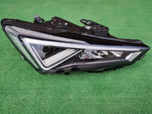 Laden Sie das Bild in den Galerie-Viewer, Frontscheinwerfer Seat Leon 5FB941008J LED Rechts Scheinwerfer Headlight