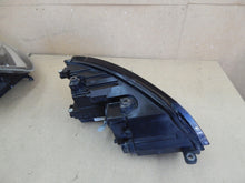 Laden Sie das Bild in den Galerie-Viewer, Frontscheinwerfer VW Touran 1T1941005G Links Scheinwerfer Headlight SCH2659369399cz