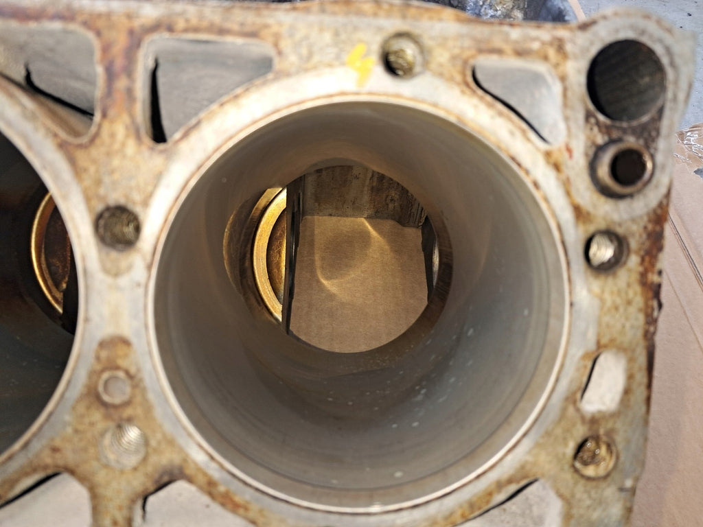 Motorblock Mercedes-Benz Sl R107 117967 5.5 Benzin Unkomplett