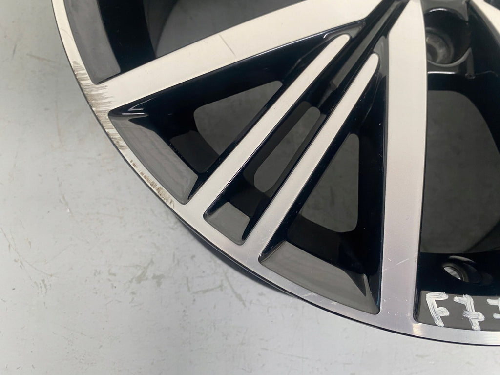 1x Alufelge 17 Zoll 6.5" 5x112 46ET 5G0601025CD VW Golf Vii Rim Wheel FEL1890577676wx