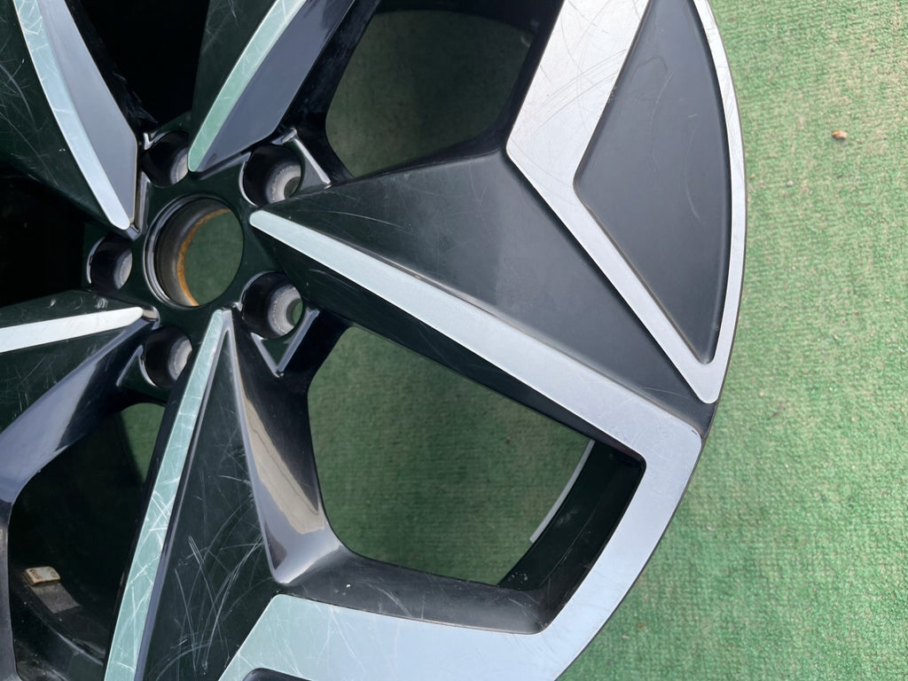 1x Alufelge 19 Zoll 7.5" 5x112 50ET Glanz Schwarz 10A601025H VW Id.3 Rim Wheel FEL8310438374vn