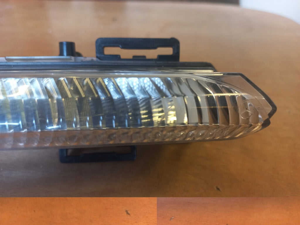 Frontscheinwerfer Mercedes-Benz W246 A2049069200 LED Rechts Headlight