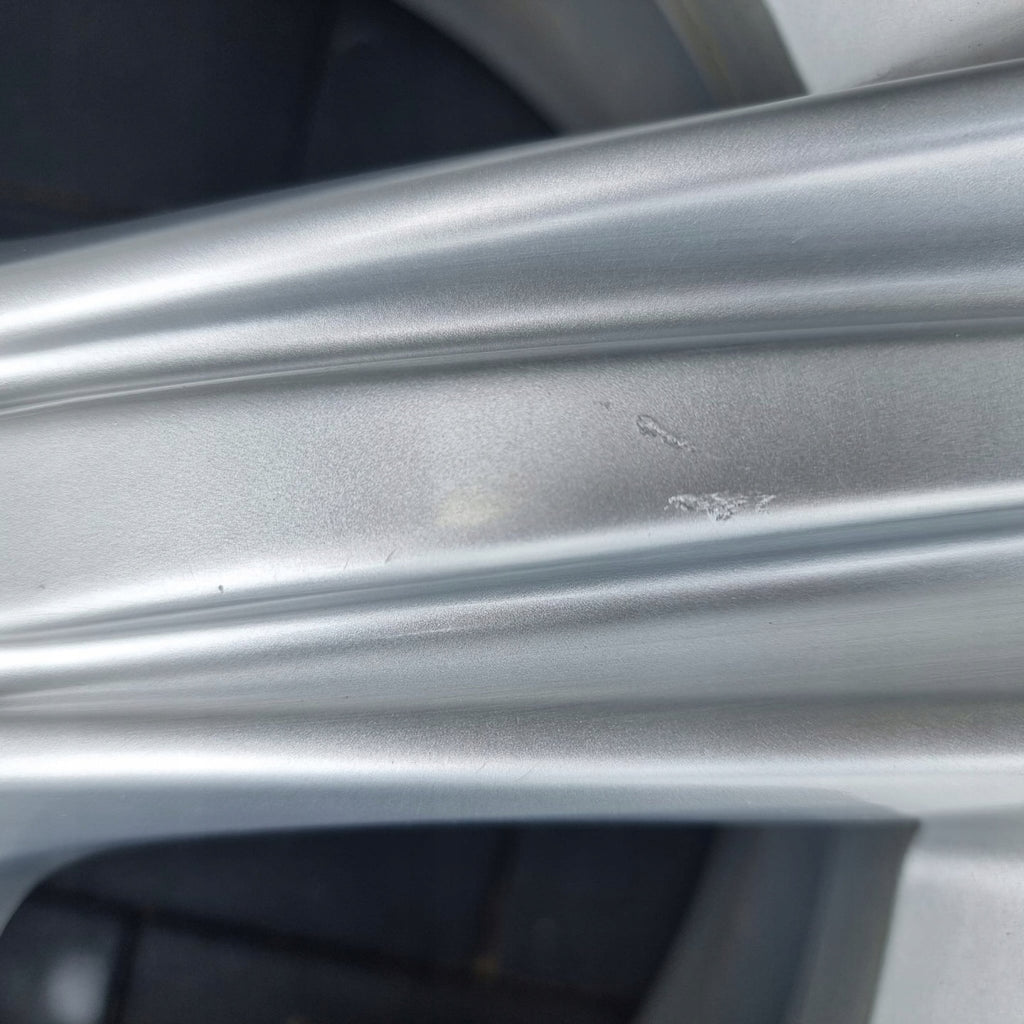 1x Alufelge 17 Zoll 7.5" 5x120 37ET Glanz Schwarz 6796242 BMW 1 Rim Wheel FEL8300527230jp