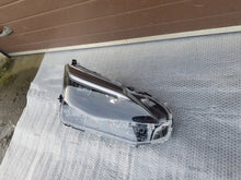 Laden Sie das Bild in den Galerie-Viewer, Frontscheinwerfer Toyota Yaris Cross LED Rechts Scheinwerfer Headlight SCH8865393757zx