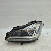 Laden Sie das Bild in den Galerie-Viewer, Frontscheinwerfer Mercedes-Benz W204 A2048204339 Links Scheinwerfer Headlight SCH4280664081zi