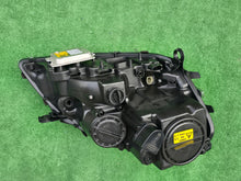 Laden Sie das Bild in den Galerie-Viewer, Frontscheinwerfer Mercedes-Benz W164 A1648205861 Links Scheinwerfer Headlight SCH8126913461on