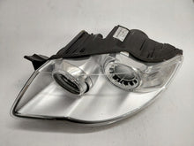 Laden Sie das Bild in den Galerie-Viewer, Frontscheinwerfer VW Touareg 7L6941031 Xenon Links Scheinwerfer Headlight SCH2319788507yg