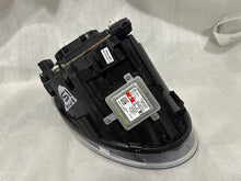 Load image into Gallery viewer, Frontscheinwerfer VW New Beetle 5C1941031E Xenon Links Scheinwerfer Headlight SCH9196979963cm