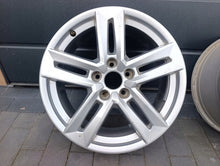 Laden Sie das Bild in den Galerie-Viewer, 4x Alufelge 17 Zoll 7.0" 5x112 42ET Audi Rim Wheel FEL9343219549dr