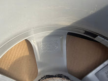 Load image into Gallery viewer, 1x Alufelge 15 Zoll 6.0" 5x100 5J0601025AB Skoda Fabia Rim Wheel FEL8916172476zb