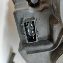 Laden Sie das Bild in den Galerie-Viewer, Frontscheinwerfer Citroën Jumpy 89902604 Rechts Scheinwerfer Headlight SCH3522902839za
