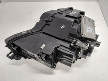 Laden Sie das Bild in den Galerie-Viewer, Frontscheinwerfer Skoda Karoq 57B941015D Links Scheinwerfer Headlight SCH8676381080zt