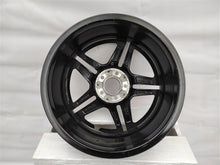 Laden Sie das Bild in den Galerie-Viewer, 1x Alufelge 18 Zoll 7.5&quot; 5x112 44ET A2054019500 Mercedes-Benz Amg Rim Wheel