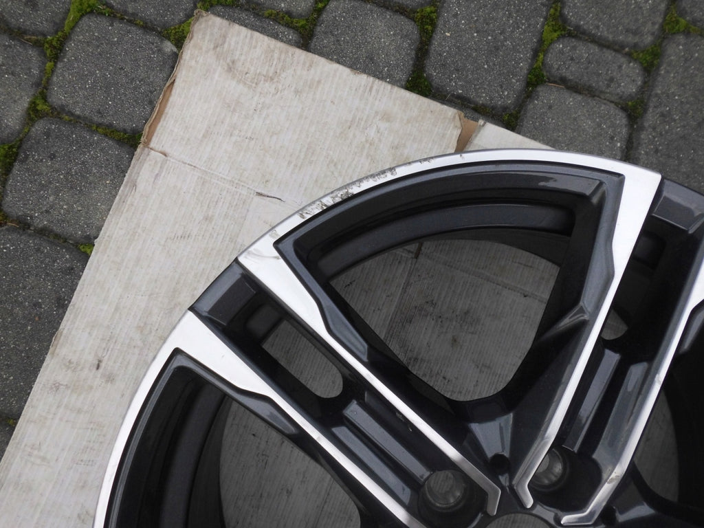1x Alufelge 18 Zoll 8.0" 5x120 57ET Glanz Schwarz 8092352 BMW 1 F40 Rim Wheel FEL5470309026gl