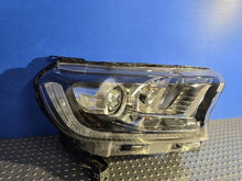 Laden Sie das Bild in den Galerie-Viewer, Frontscheinwerfer Ford Ranger JB3B-13D154 Xenon Rechts Scheinwerfer Headlight SCH7499462475dr