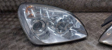 Laden Sie das Bild in den Galerie-Viewer, Frontscheinwerfer Kia Carens III Ein Satz Scheinwerfer Headlight