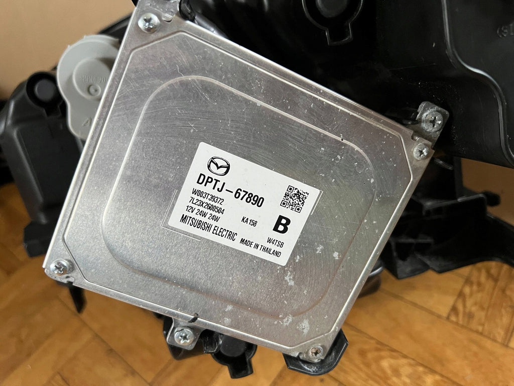 Frontscheinwerfer Mazda Cx30 DPTJ67890 Ein Satz Scheinwerfer Headlight SCH2978985692jo
