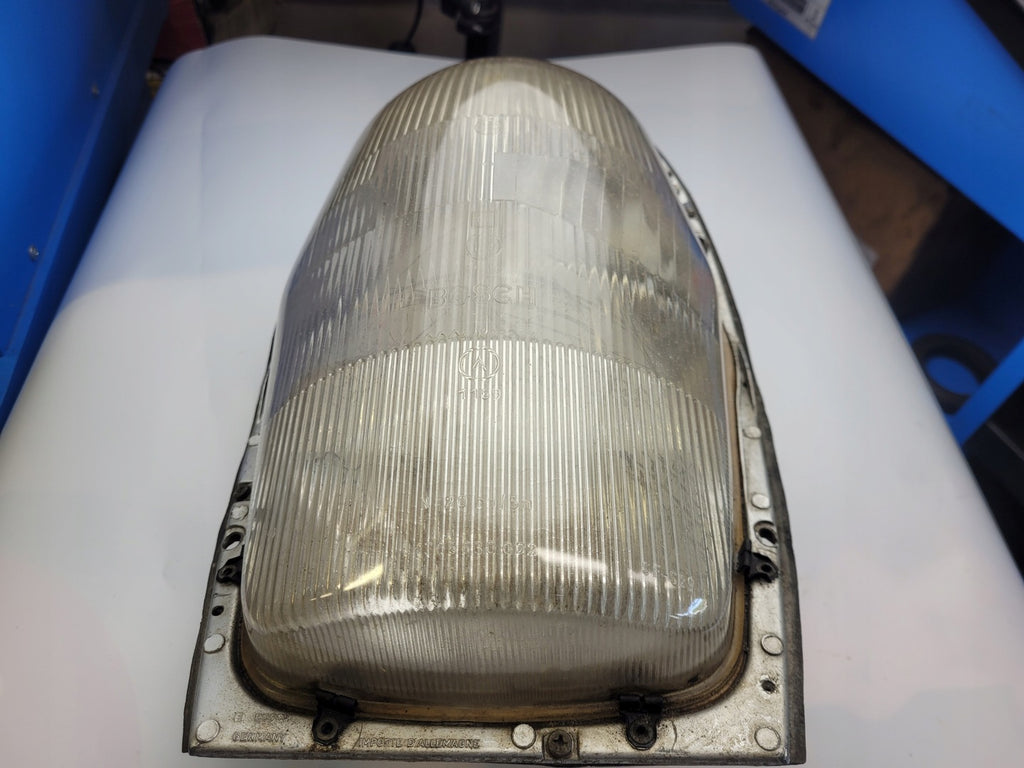Frontscheinwerfer Mercedes-Benz W108 W109 Vorderseite Scheinwerfer Headlight
