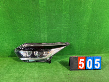 Laden Sie das Bild in den Galerie-Viewer, Frontscheinwerfer Honda Hr-V 1007R007 FALSE Scheinwerfer Headlight SCH7270705695pm