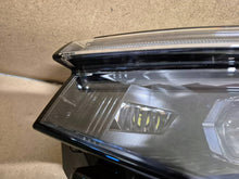 Laden Sie das Bild in den Galerie-Viewer, Frontscheinwerfer VW Passat 3J1941035 Links Scheinwerfer Headlight SCH2791186844kp