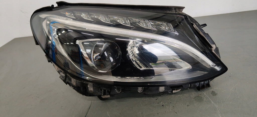 Frontscheinwerfer Mercedes-Benz W205 A2059062604 LED Rechts Headlight SCH8277091713kr