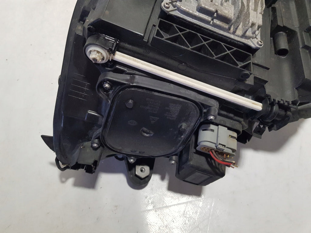 Frontscheinwerfer Mercedes-Benz W212 A2128202039 LED Rechts oder Links SCH3520587860vt