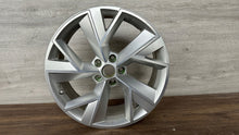 Laden Sie das Bild in den Galerie-Viewer, 1x Alufelge 19 Zoll 7.0&quot; 5x112 43ET 565601025N Skoda Kodiaq Rim Wheel