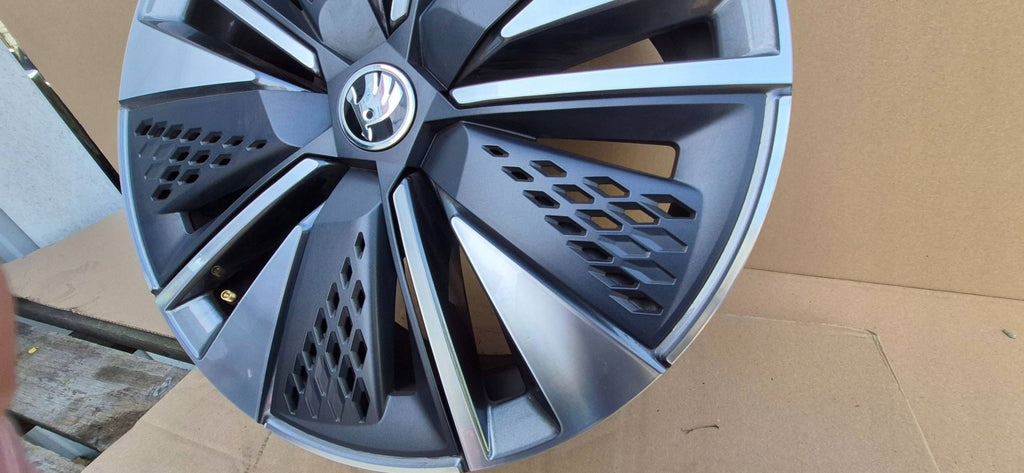 1x Alufelge 17 Zoll 7.0" 5x112 45ET 57A601025AA Skoda Karoq Rim Wheel FEL8916829339zf