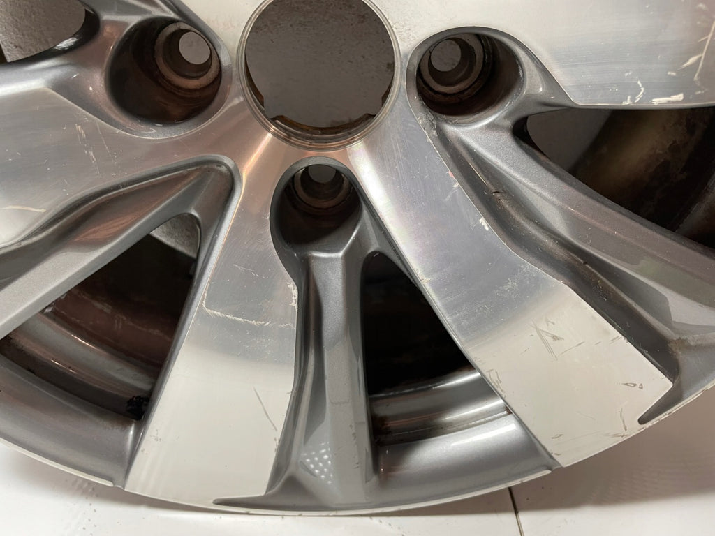 1x Alufelge 16 Zoll 6.5" 4x108 20ET Glanz Silber 9678398177 Peugeot 2008 I FEL2059577727tw