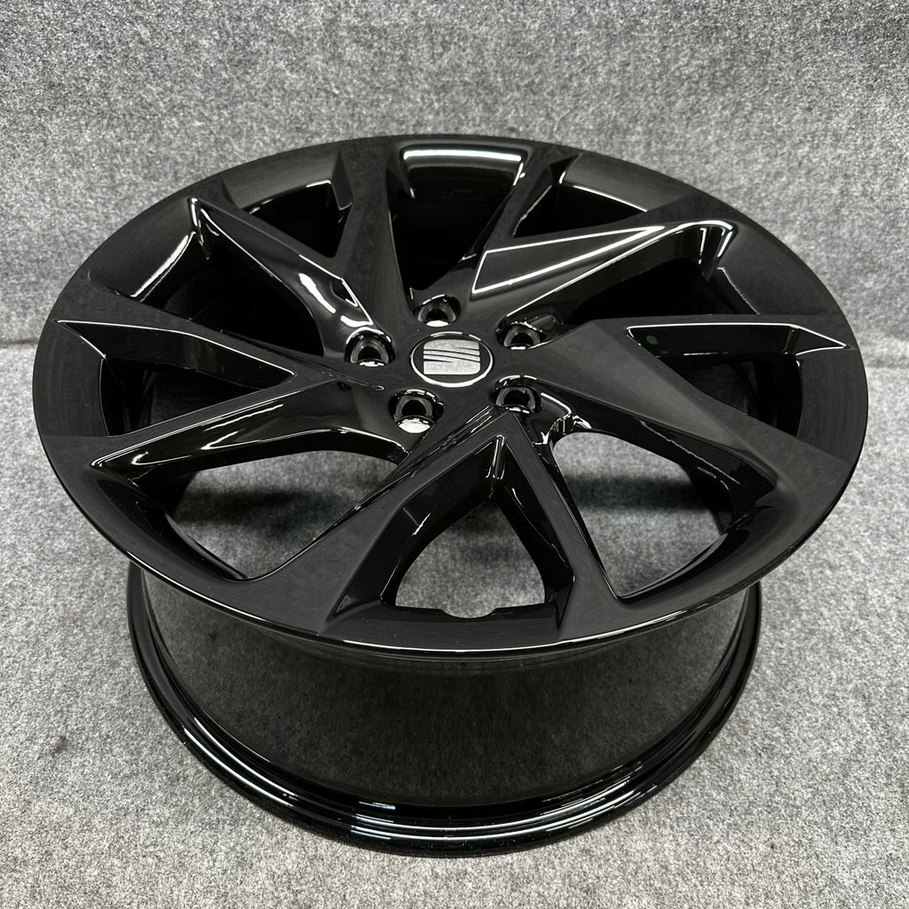 4x Alufelge 18 Zoll 8.0" 5x112 40ET Glanz Silber 5FF601025C Cupra Formentor Leon FEL3465980251dd