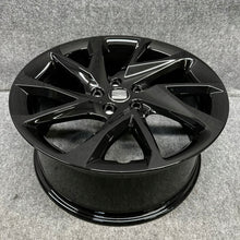 Laden Sie das Bild in den Galerie-Viewer, 4x Alufelge 18 Zoll 8.0" 5x112 40ET Glanz Silber 5FF601025C Cupra Formentor Leon FEL7108216075ts