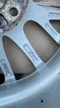 Load image into Gallery viewer, 1x Alufelge 17 Zoll 7.0" 5x120 6796205 BMW 1 F21 F20 Rim Wheel FEL5485714399tu