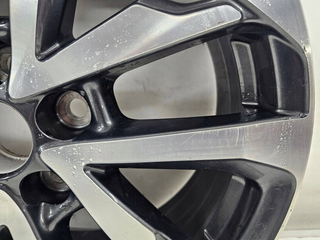 1x Alufelge 18 Zoll Toyota Corolla Chr C-Hr Rim Wheel FEL8786902900sw