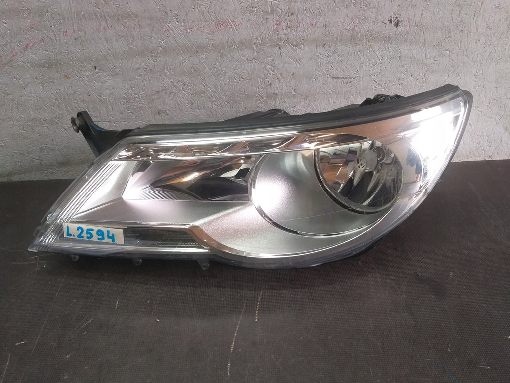 Frontscheinwerfer VW Tiguan 5N1941031AB Links Scheinwerfer Headlight