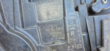 Laden Sie das Bild in den Galerie-Viewer, Frontscheinwerfer Audi Q2 81A941036D Rechts Scheinwerfer Headlight SCH9965755190ol