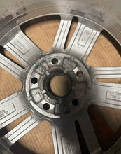 Load image into Gallery viewer, 1x Alufelge 16 Zoll 6.5" 5x112 50ET Glanz Silber 5K0601025AH VW Golf Rim Wheel FEL9698407884kp