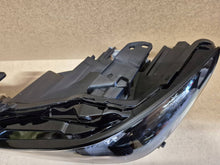 Laden Sie das Bild in den Galerie-Viewer, Frontscheinwerfer Mazda 3 Bp BHRB67890 Links Scheinwerfer Headlight SCH6004648075od