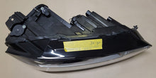 Laden Sie das Bild in den Galerie-Viewer, Frontscheinwerfer VW Golf VII I 517941006C 90067804 510941608 Rechts Headlight SCH2536880615gv