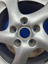 Laden Sie das Bild in den Galerie-Viewer, 1x Alufelge 18 Zoll 7.5" 5x130 50ET 99636213406 Porsche Boxster 986 Rim Wheel FEL7070256357zl