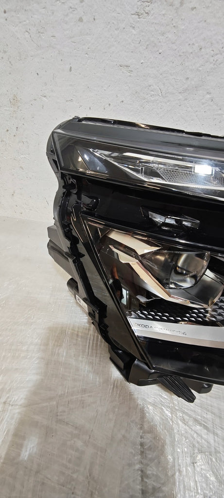 Frontscheinwerfer Skoda Kamiq 655941016C LED Rechts Scheinwerfer Headlight SCH6159804788lm