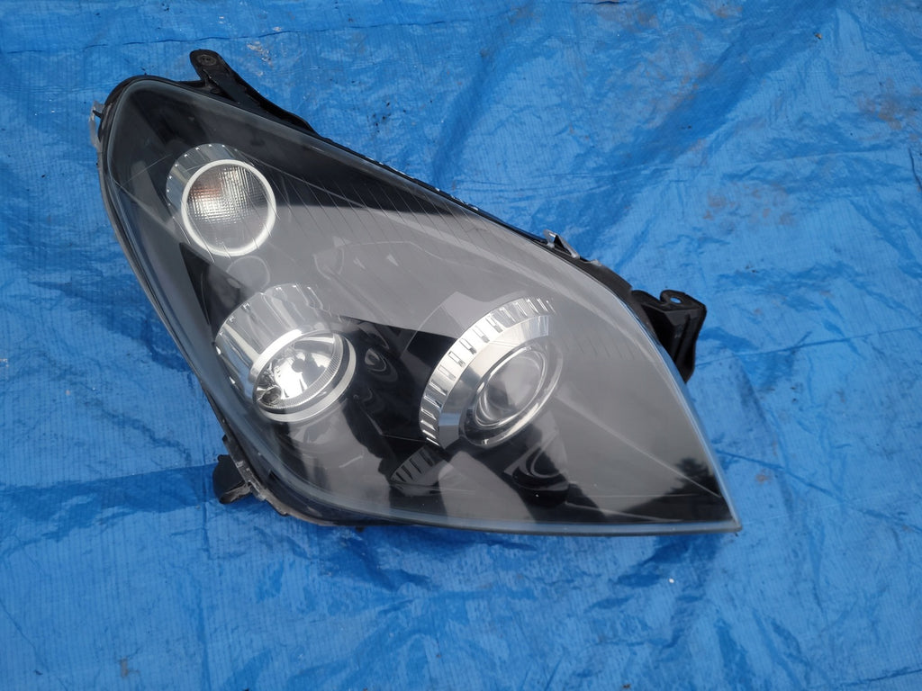 Frontscheinwerfer Opel Astra H TL793389777 93190391 Xenon Rechts Headlight SCH7543147382ob