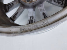 Laden Sie das Bild in den Galerie-Viewer, 1x Alufelge 17 Zoll 7.5&quot; 5x108 55ET Glanz Schwarz KBA50552 Opel Xc70 Xc60