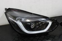 Laden Sie das Bild in den Galerie-Viewer, Frontscheinwerfer Honda Jazz I V LED Rechts Scheinwerfer Headlight SCH8649781230fx
