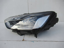 Laden Sie das Bild in den Galerie-Viewer, Frontscheinwerfer Audi A4 B9 8W0941035E LED Links Scheinwerfer Headlight