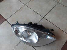 Laden Sie das Bild in den Galerie-Viewer, Frontscheinwerfer Mercedes-Benz W169 A1698200261 Rechts Scheinwerfer Headlight SCH8001508339ek