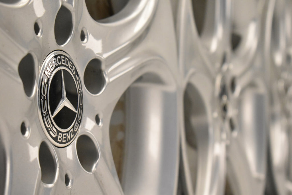 4x Alufelge 18 Zoll 7.5" 5x112 44ET Glanz Silber A2054010600 Mercedes-Benz A205 FEL5030902336cs