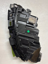 Laden Sie das Bild in den Galerie-Viewer, Frontscheinwerfer Tesla Model 3 1760889-00-E LED Rechts Scheinwerfer Headlight