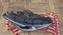 Load image into Gallery viewer, Frontscheinwerfer VW Golf VIII 5H1941006 90150891 Rechts Scheinwerfer Headlight SCH9648026028eo