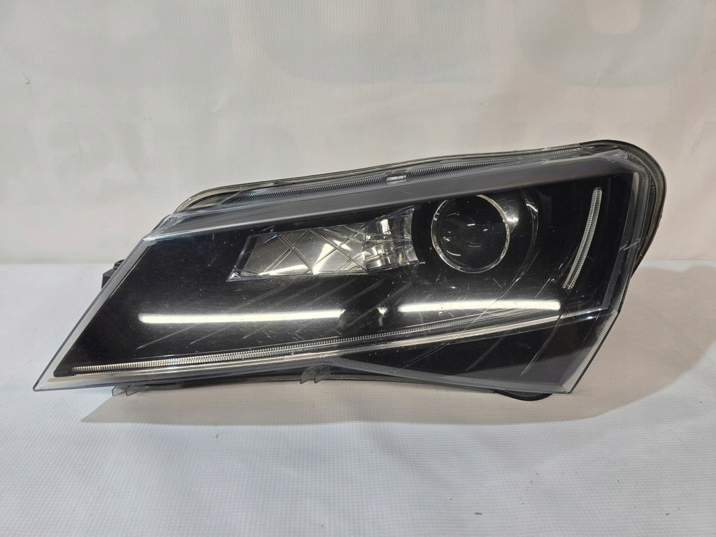 Frontscheinwerfer Skoda Superb 3V1941015B Links Scheinwerfer Headlight SCH7782899338fc